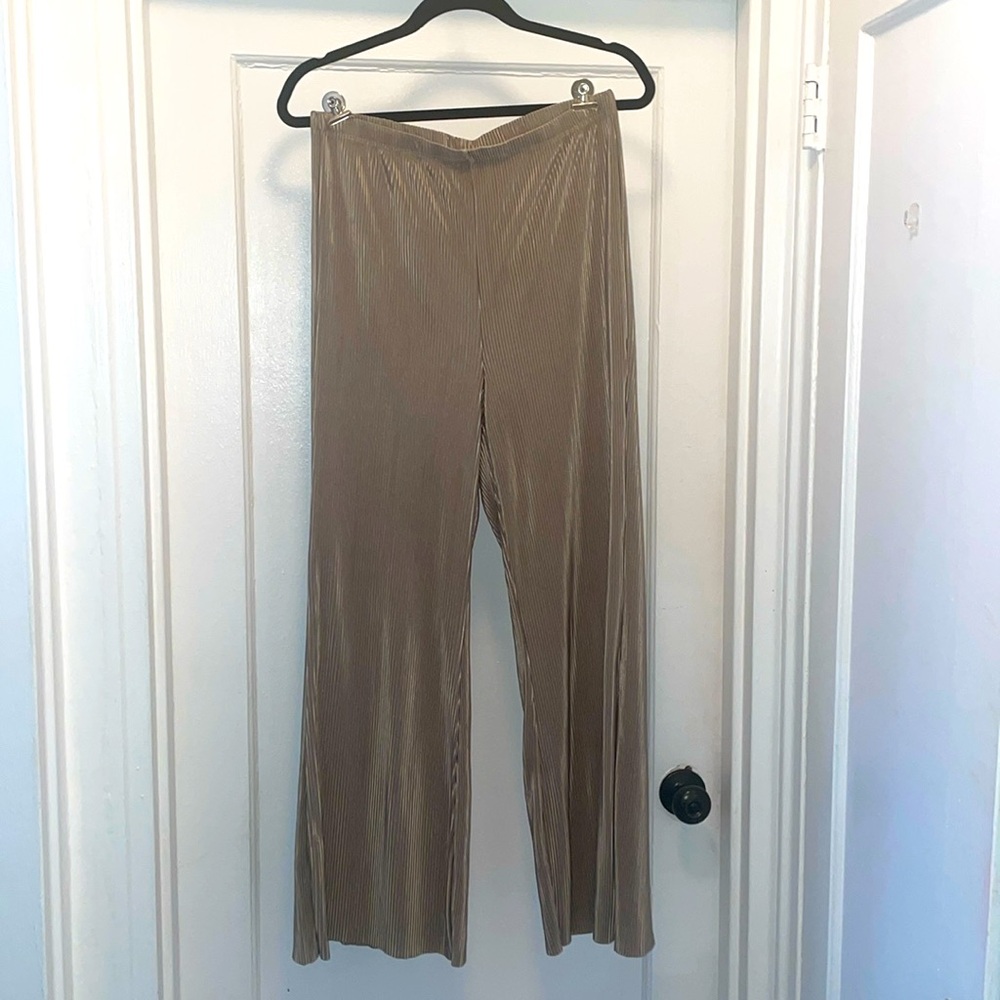Elastic tan/taupe pants